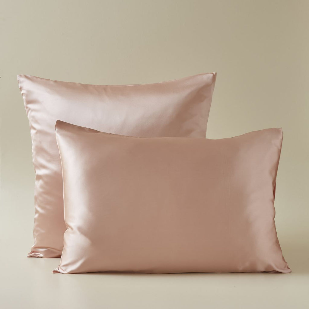 Pink Silk Pillowcase 50 x 70 cm