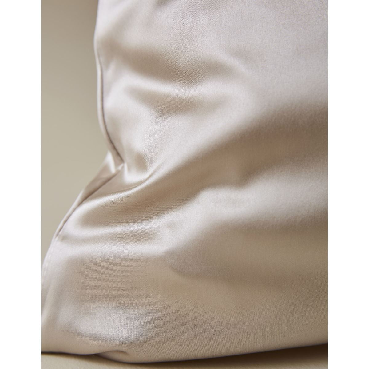 Sand Silk Pillowcase 50 x 70 cm